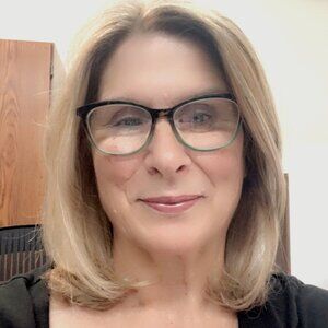 Meet your Posher, Cheryl